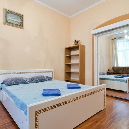 Leogrand Apartments Teodora 3 Λβιβ Εξωτερικό φωτογραφία