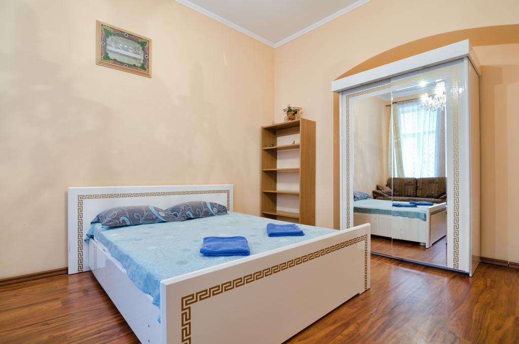 Leogrand Apartments Teodora 3 Λβιβ Εξωτερικό φωτογραφία