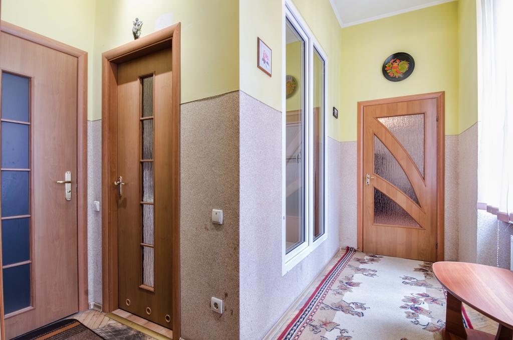 Leogrand Apartments Teodora 3 Λβιβ Εξωτερικό φωτογραφία